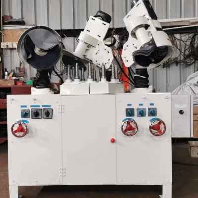 Small metal product 3-head automatic high mirror polishing machine Small metal product 3-head automatic high mirror polishing machine YL-APM-021-3