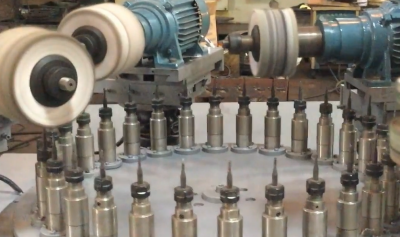 Hardware fitting clamping