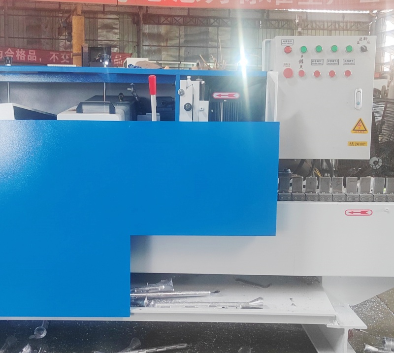 Removal of Flash and Grinding of Cast Aluminum Blanks for Die-Casting Mold Heating Element Accessories